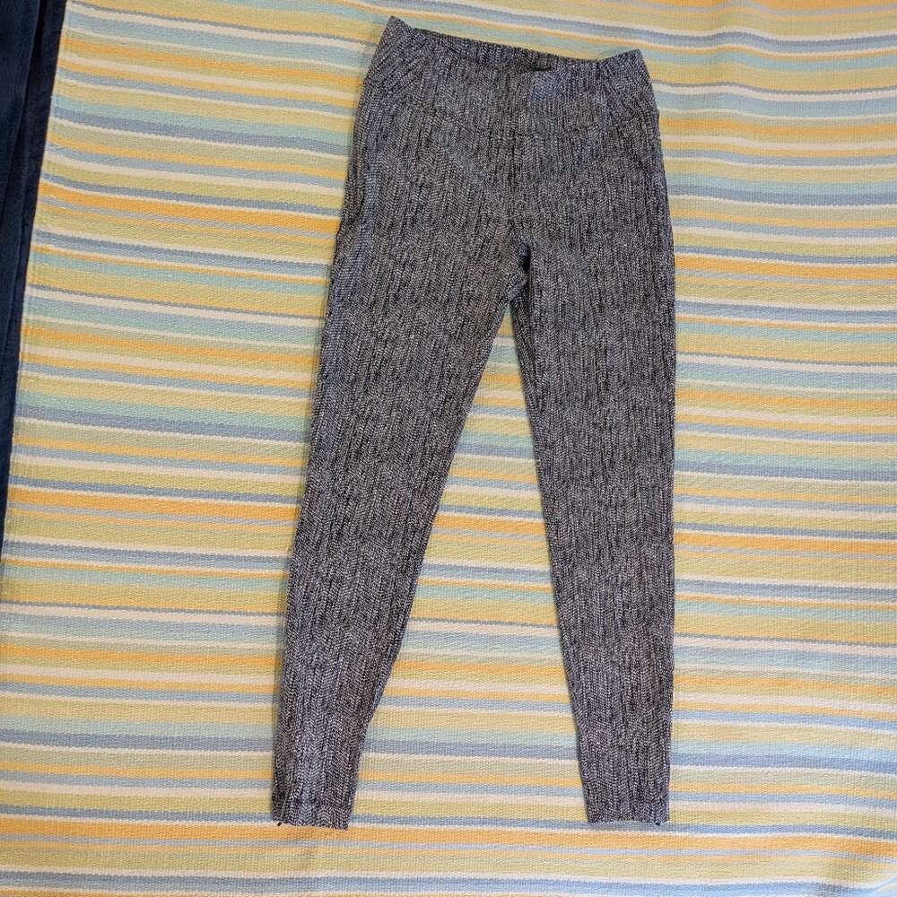 ⭐ Athleta Delancy Moto Tights size Small